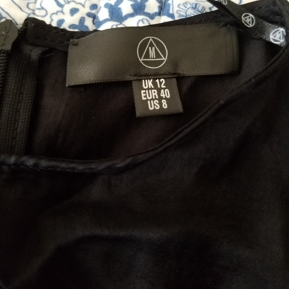 Mini black dress - Picture 4 of 9